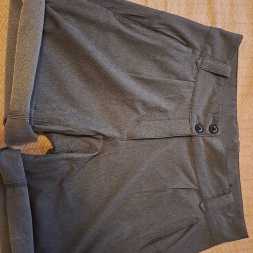 Mc Kinley women's bermuda shorts like new, size M 38 10, gray