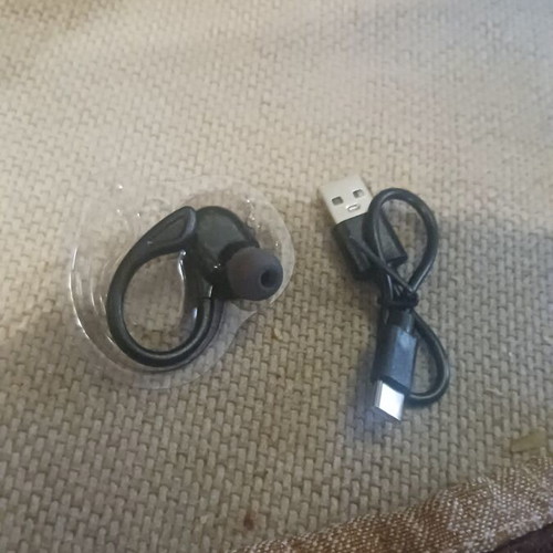 Earbud with behind-ear support and charging cable new