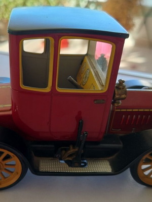 Schuco 1227 Ford Coupe T 1917 wind-up toy used, 60s-70s vintage