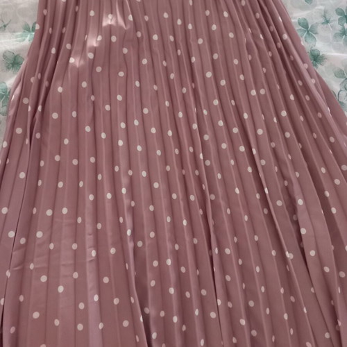 Pleated skirt new, size S/M, beige and pink