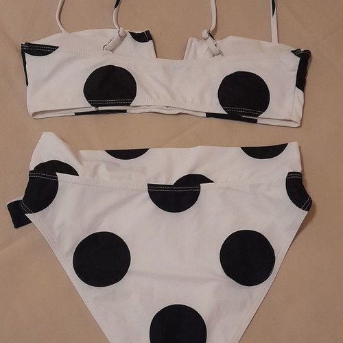 High-waisted swimsuit