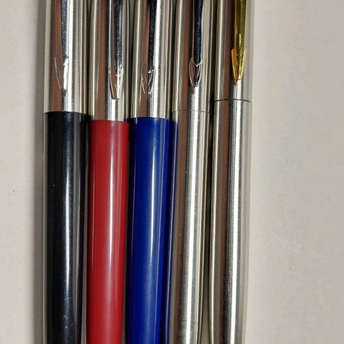 Metal pens new, pack of 5, black ink
