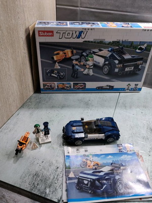 Building Blocks Thieves and Police Like New