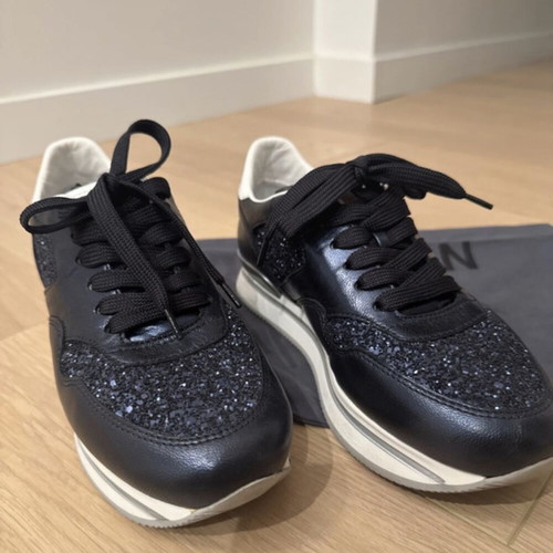 Hogan sneakers, deep blue, size 38.5