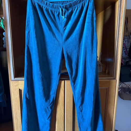 Velvet turquoise tracksuit like new