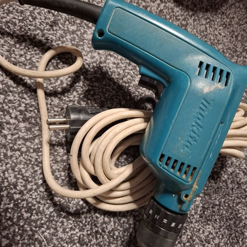 Makita drill like new