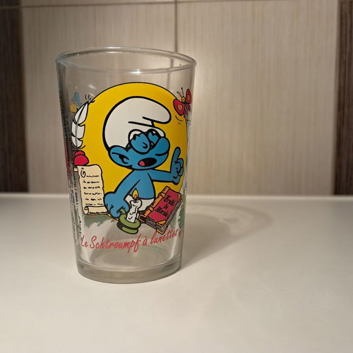 Smurfs Collectible Glass Cup Amora 1996 new