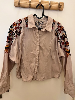 Πουκάμισο hippie style μέγεθος M, σαν καινούργιο, μπεζ πολύχρωμο