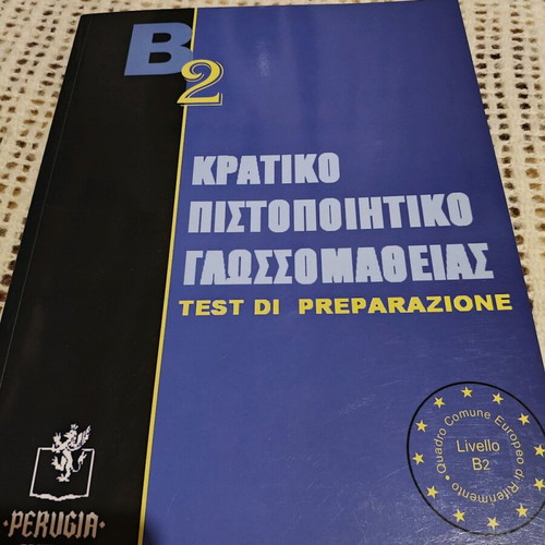 Book with Italian state language certificate test new