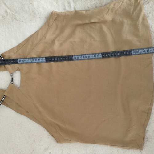 Attrattivo beige top medium new