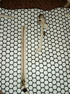 Thiros shoulder bag like new, white and beige