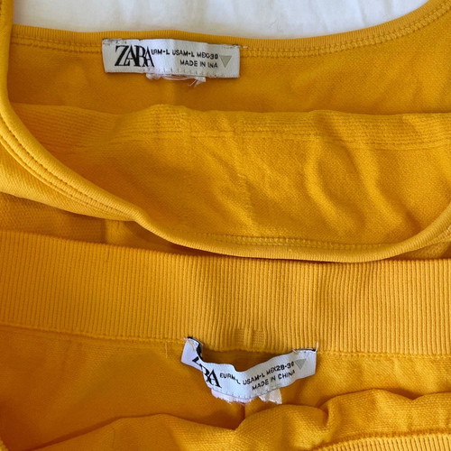 Gym set croc yellow like new, size S/M
