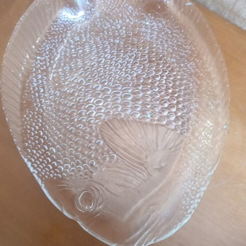 Glass serving platter, fish shape, 27x21 cm