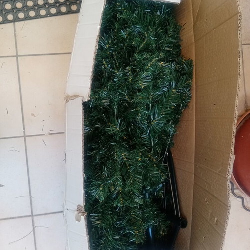 Christmas tree 2.10m with 50cm gift tree and decorations