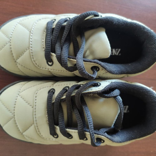 ZARA Kid's Sneakers Size 25 New