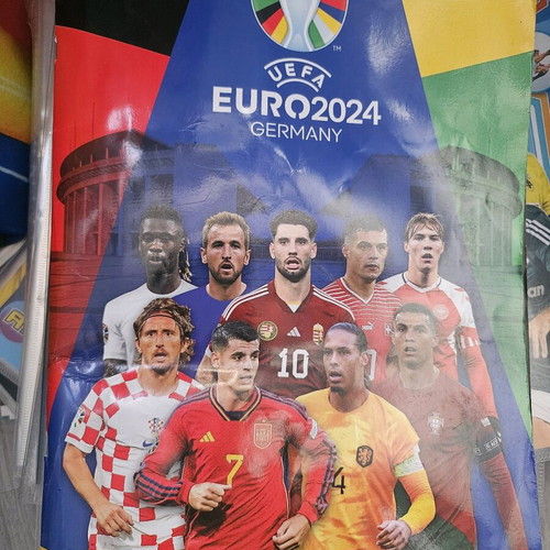Euro 2024 album complete like new