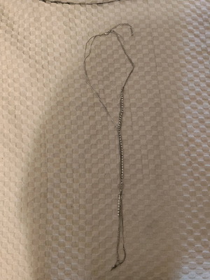 Long necklace with zircon like new, silver color