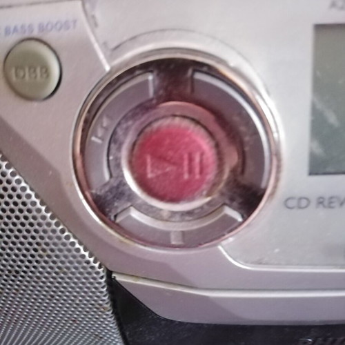 Philips Stereo System with CD and Cassette like new, silver