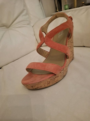 Ioannis platform sandals new, coral size 38