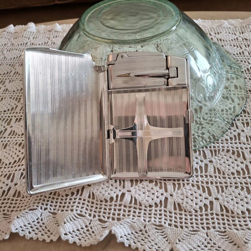 Ronson cigarette case like new