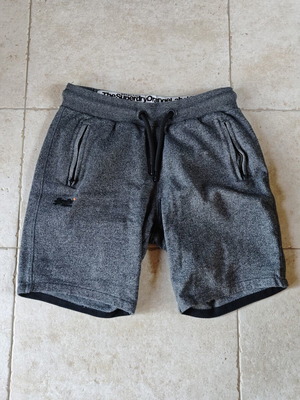 Superdry σορτς σαν καινούργιο, μέγεθος L, γκρι