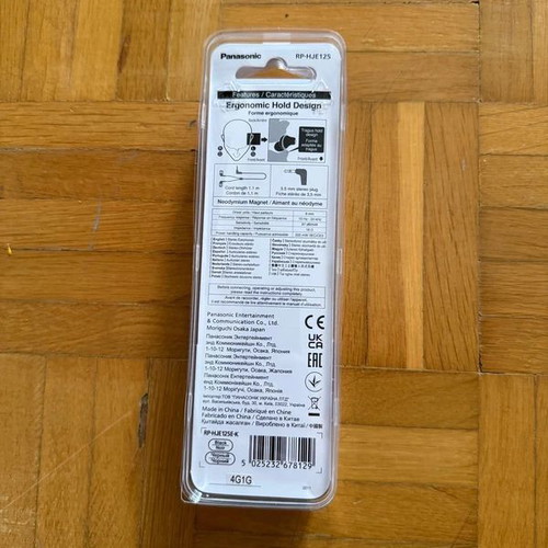 Panasonic RP-HJE125 Ergofit earbuds new