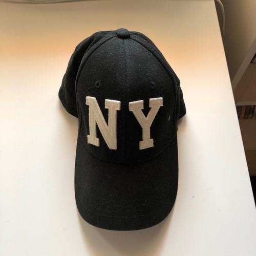 New York City Aeropostale Hat Size Medium Color Black