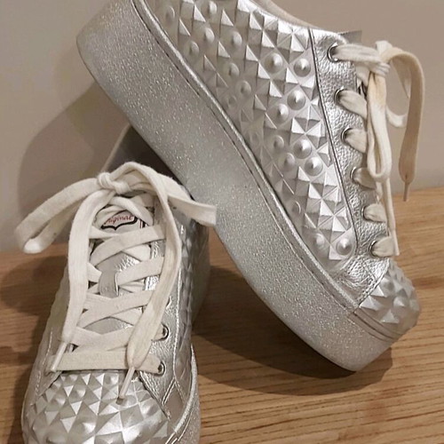 Γυναικεία Platform Sneakers Ash Νο 39 δερμάτινα σε ασημί μεταλλικό χρώμα σαν καινούργια