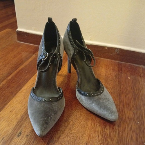 Migato gray black pumps almost like new size 39