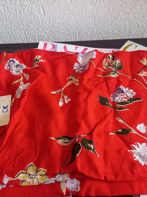 Fabric new, red with fashion patterns