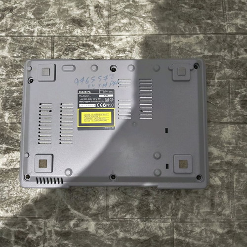 Sony PlayStation PS1 τσιπαρισμένο σαν καινούργιο με χειριστήριο και καλώδια