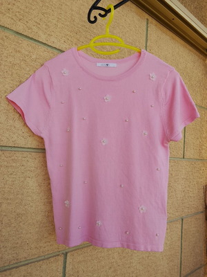 Pink short sleeve top with pearls, size S
