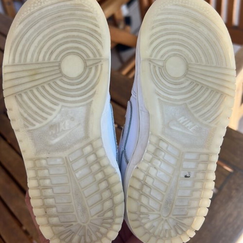 Nike Dunk Low athletic shoes used, size 27, white