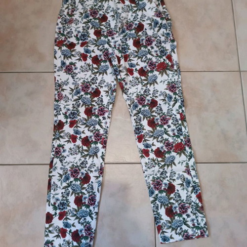 Zara pants floral pattern white formal unused size 36
