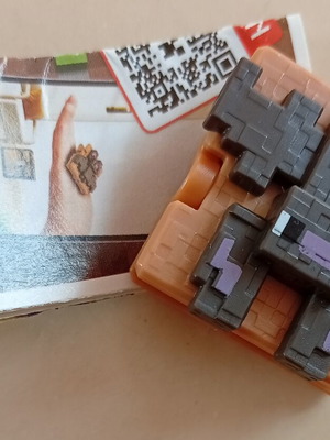 Kinder Minecraft toy new