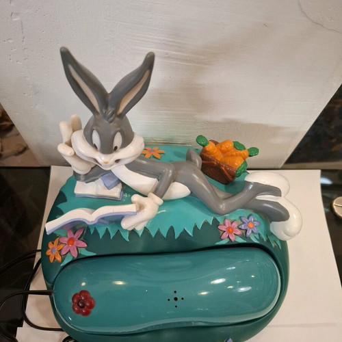 Bugs Bunny Warner Bros Looney Tunes phone used
