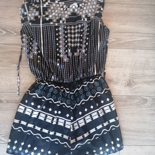 One-piece short romper new, black and blue