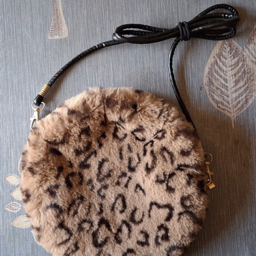 Leopard crossbody bag like new, black and brown