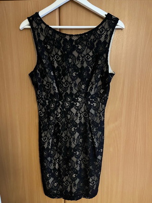 Forever 21 lace dress like new, black and beige, size S