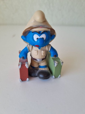 Schleich Smurf Traveler Explorer figure, vintage collectible