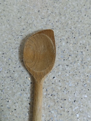 Ξύλινη κουτάλα καινούργια