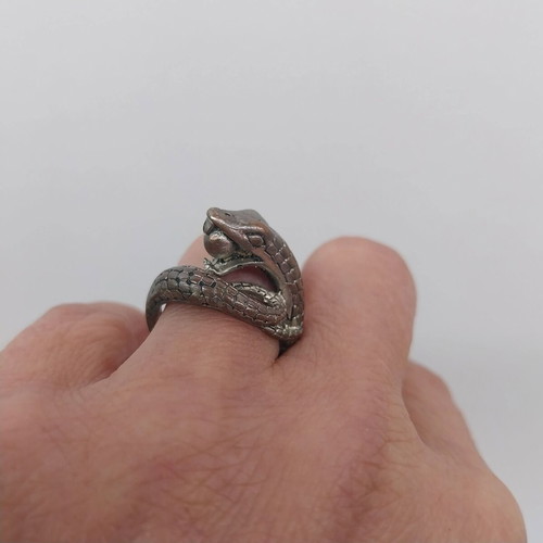 Vintage snake ring, silver color, 17 mm inner diameter