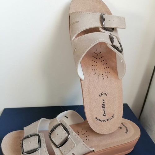Bella Anatomic Soft slippers size 38 new, beige