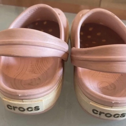 Crocs kids pink iridescent like new, size 30, sandals