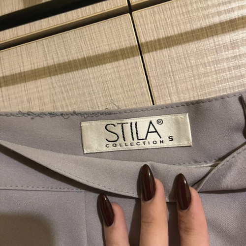 Stila Collection gray suit small, like new