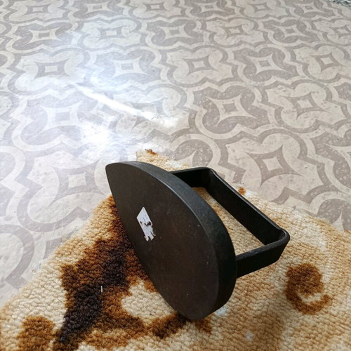 Old cast iron iron used