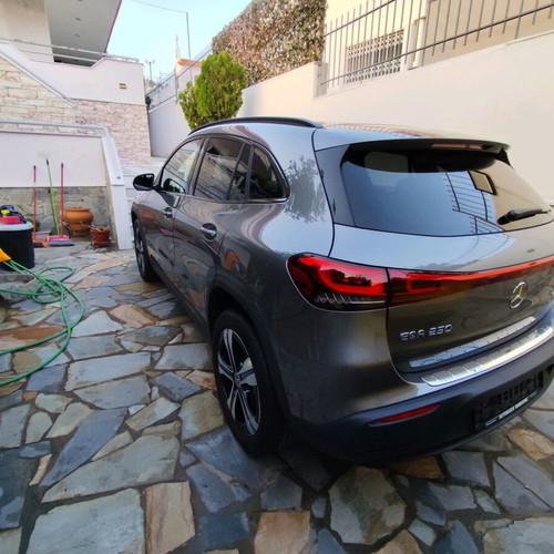 Mercedes-Benz EQA 250 electric SUV 2021 like new