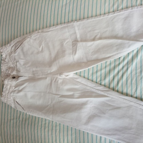 Sinsay Mom Fit Jeans White Size 38 Like New