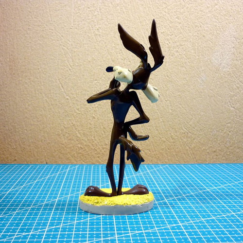 Wile E. Coyote Figure - Looney Tunes (DeAGOSTINI)