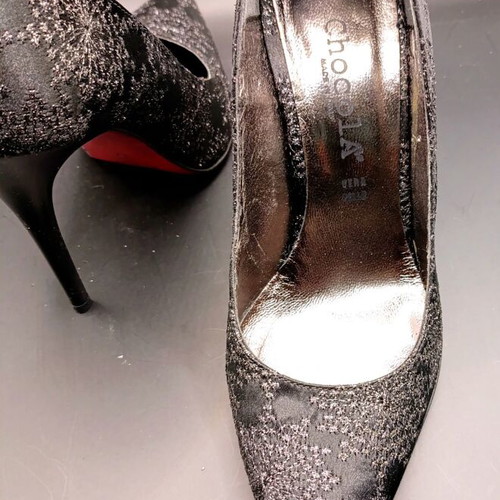 Italian pumps new size 37, 10 cm heel, black with silver details
